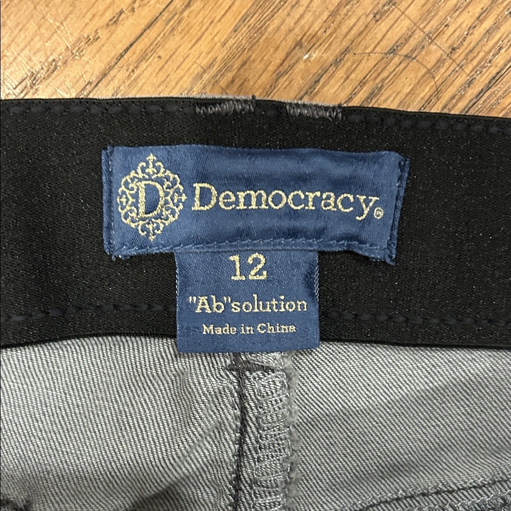 Democracy Women's Straight Leg Jeans in Gray - Picture 2 of 6